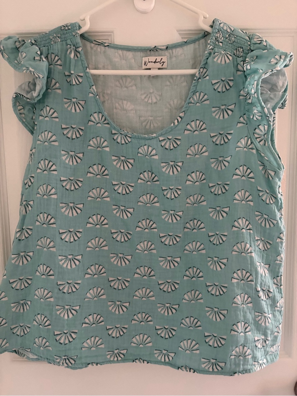 Wonderly top- petite large